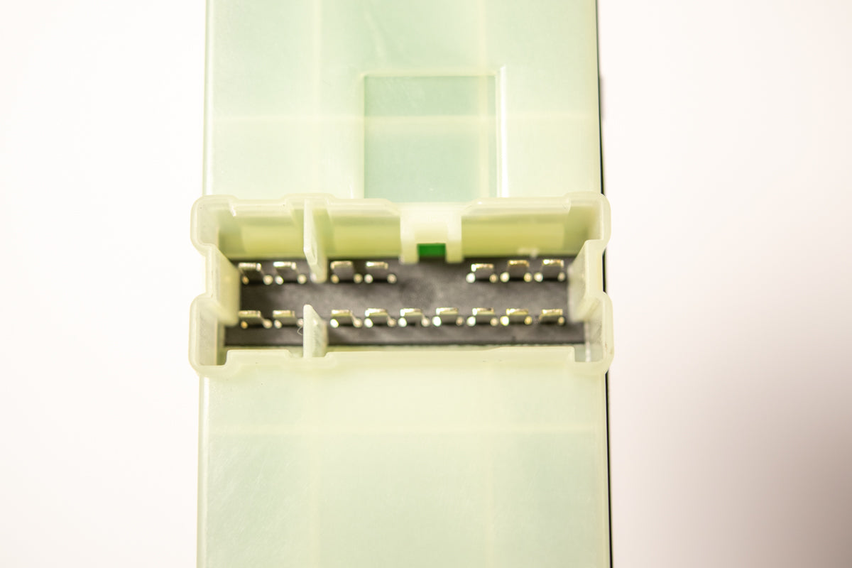 Botonera Alzavidrios Nissan Tiida O Versa 2009-2012