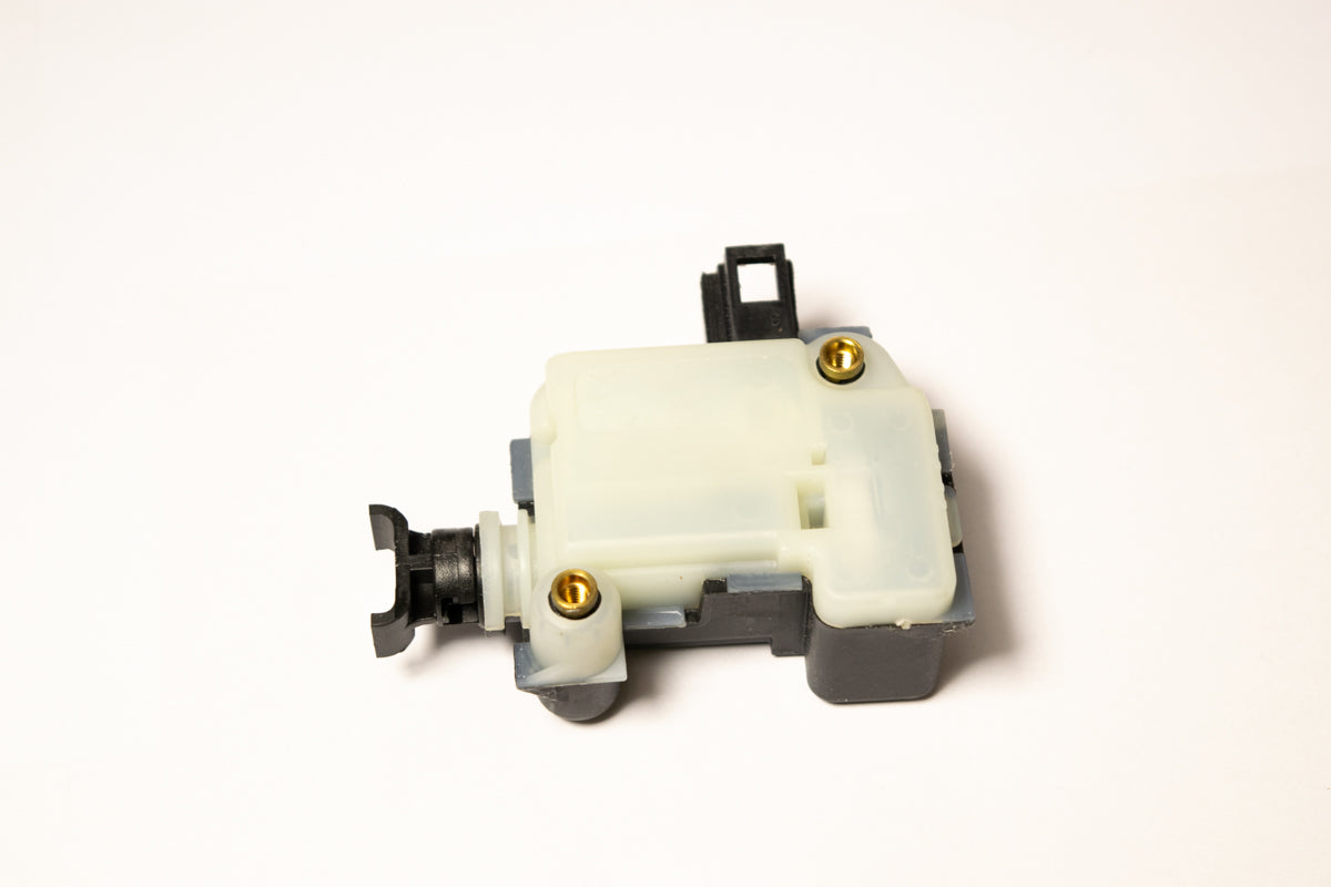 Motor De Bloqueo De Puerta Trasera De Maletero Bora Jetta 4