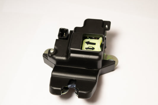 Interruptor De Cajuela Para Kia Rio Accent Sedan 2012-2020