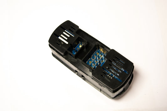 Botonera Alzavidriospara Mercedes Benz Atego A0045455913