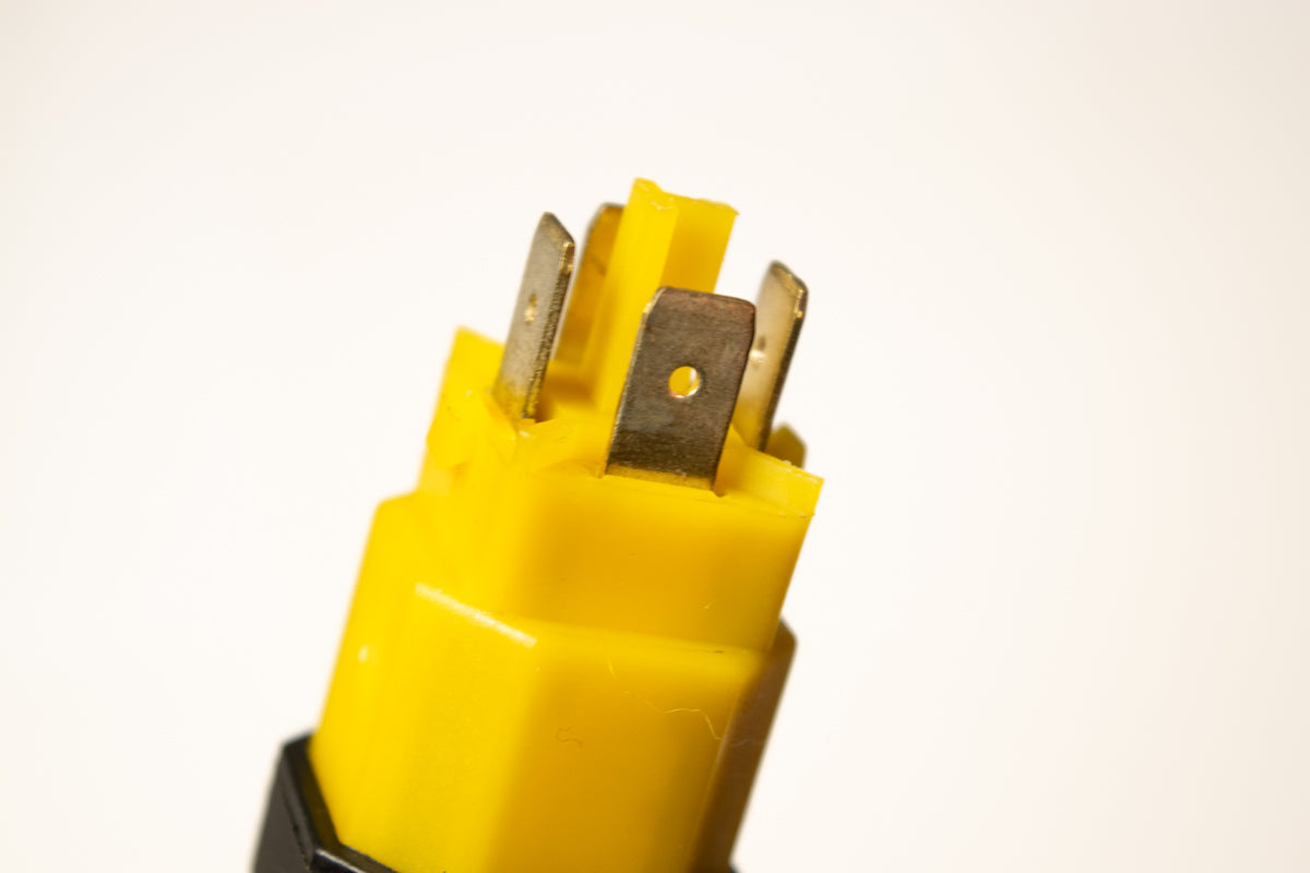 Sensor Switch De Pedal Freno Stop Para Chery Qq